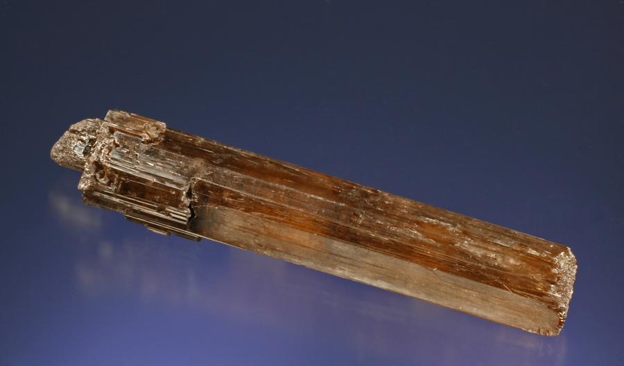Phosgenite, Touissit Mine, Oujda, Morocco. Phosgenite is a rare secondary lead mineral reaching its pinnacle in Sardinia and Morocco. Specimen 8 cm long. Photo by G. Robinson. (DM 24080)